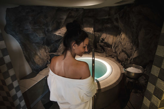 Immagine di Biglietto piscina + sauna giov/stud/anz 3 ore 